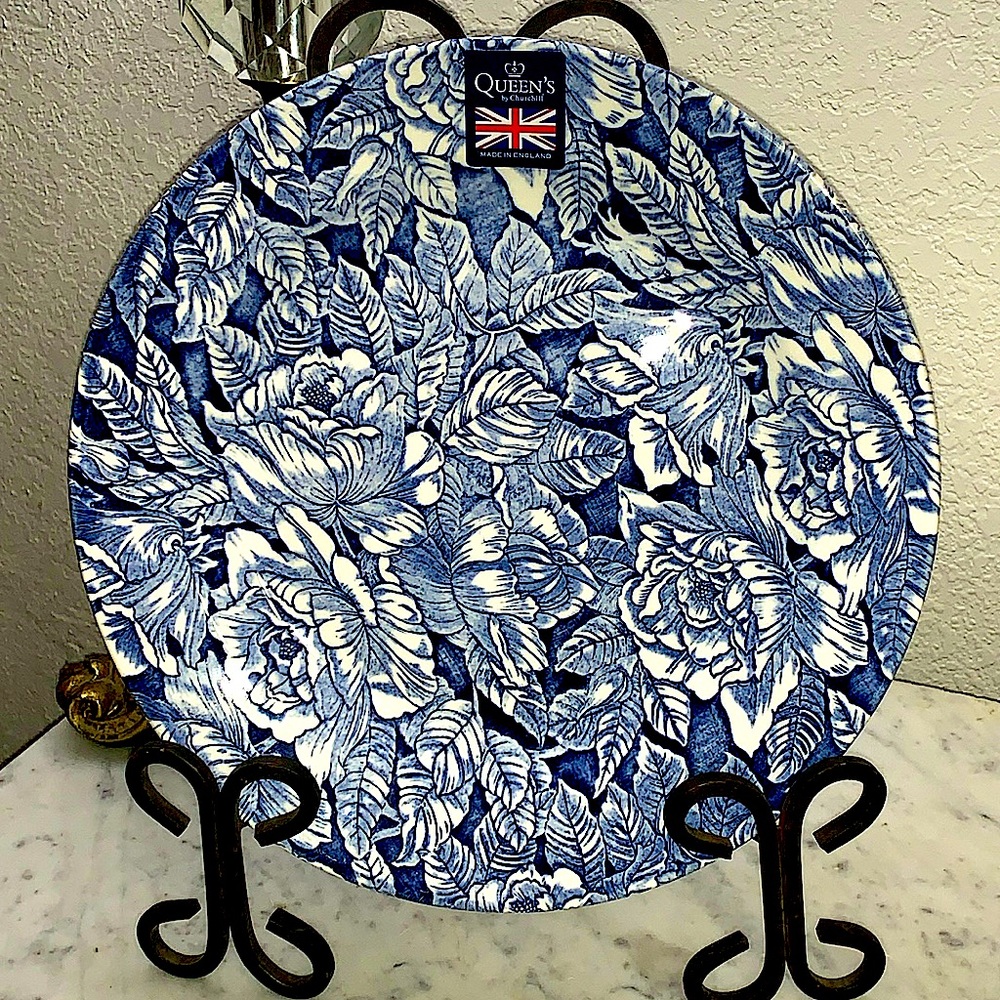CHURCHILL QUEENS BERMUDA BLUE FLORAL DINNER PLATE BLUE 10 1/2 IN NEW ROUND